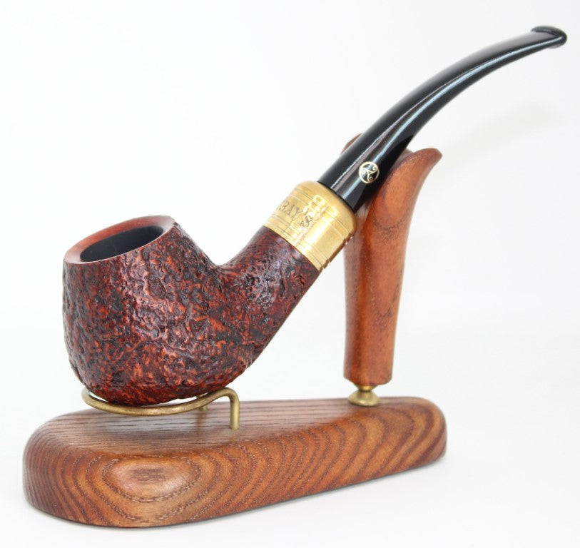 Rattray's Majesty Sandblast No. 4 Pipe