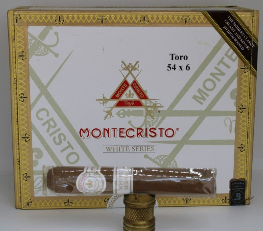 Montecristo White Label Toro