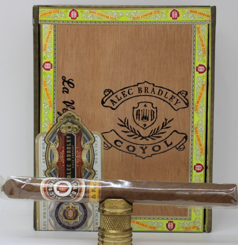 Alec Bradley Coyol Petite Lancero