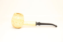 Load image into Gallery viewer, Missouri Meerschaum Diplomat Corn Cob Pipe
